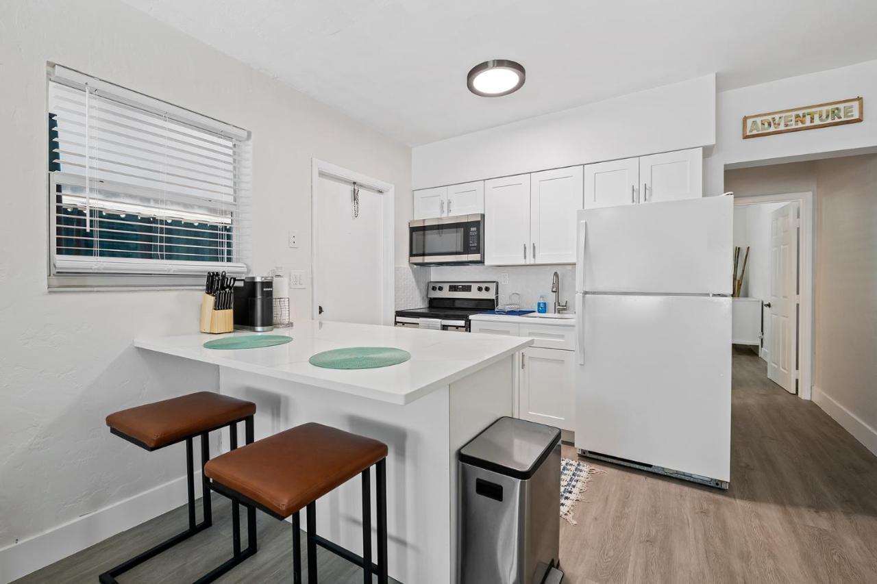 Comfy Bnb W/ King Bed + Work/Travel + Beach 8 Min Hallandale Beach Kültér fotó