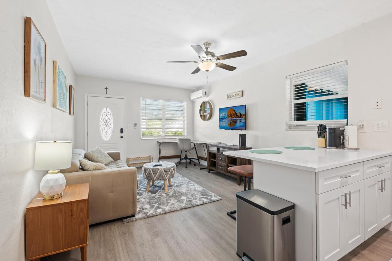 Comfy Bnb W/ King Bed + Work/Travel + Beach 8 Min Hallandale Beach Kültér fotó